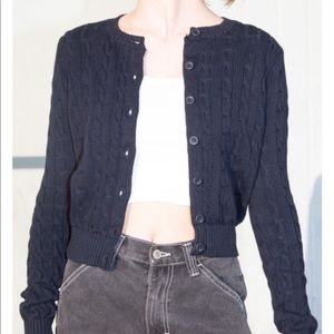 NEEDS TO GO brandy melville cable knit sweater